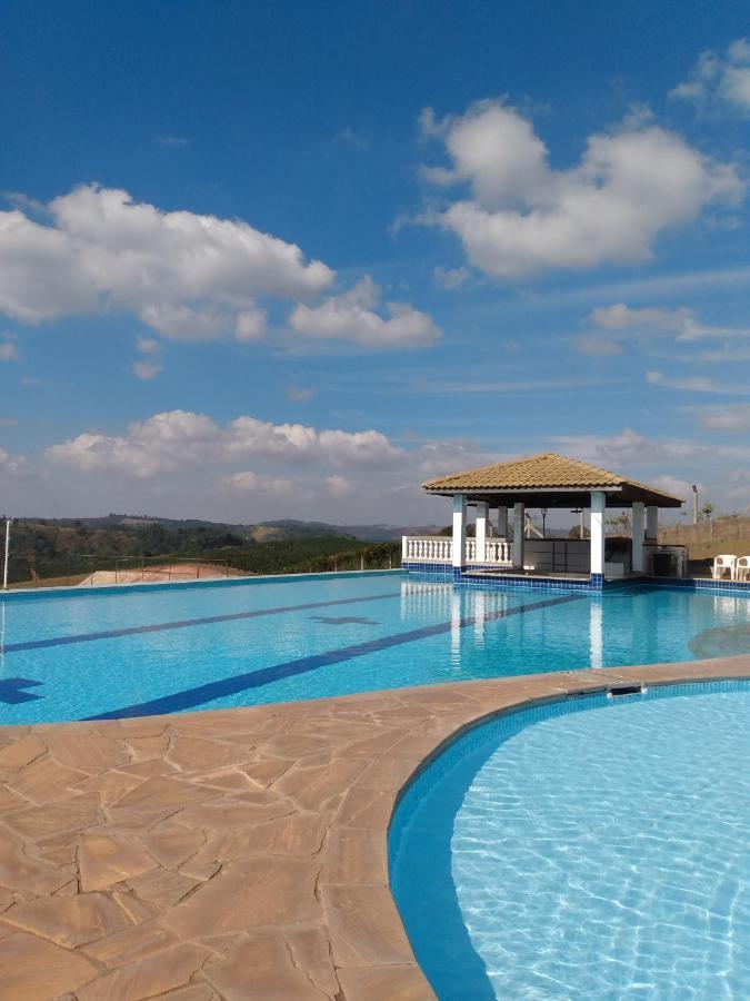 Alojamento de Turismo Rural Molise Fazenda Serra Negra (Sao Paulo)